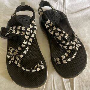 Like new Chaco multiStrap sandal  size 2